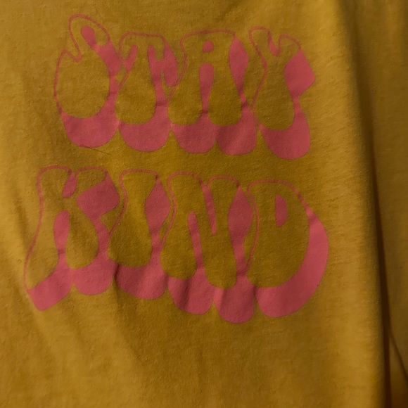 Freeze Stay Kind Graphic Tee - Size Medium - Picture 2 of 4